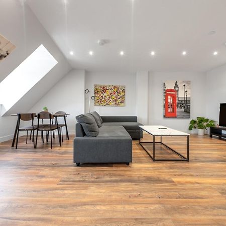 Ferienwohnung 7 - West London Brand New Loft Exterior foto